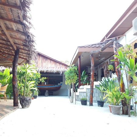 Alvi Star Inn Thulhaadhoo Luaran gambar