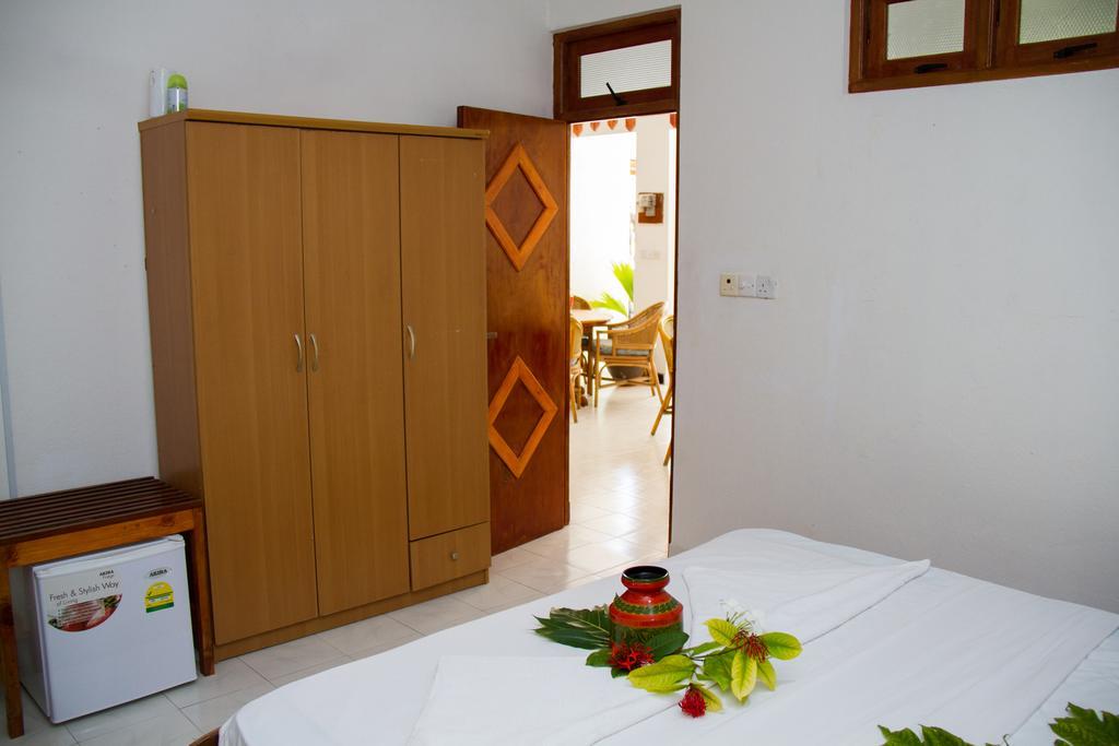 Alvi Star Inn Thulhaadhoo Bilik gambar